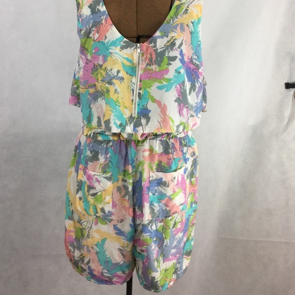 Line & Dot pastel feather print silk romper M - Picture 3 of 7